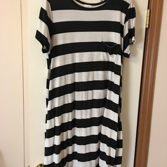 Lularoe Carly's - Picture 2 of 4